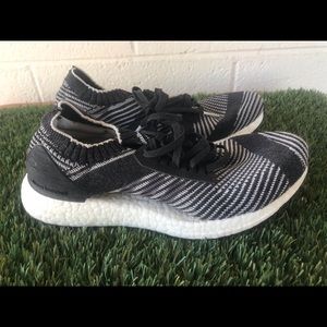 Women’s Adidas Ultraboost Pure Knit Sz 7.5